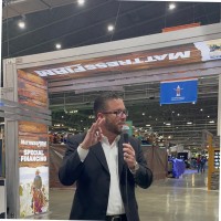 Mattress Firm Employee Emiliano Gonzalez's profile photo