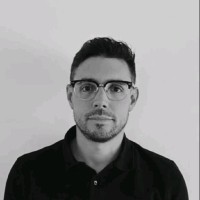 SIDEME Employee Jonathan Magnet's profile photo