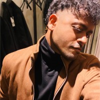 Akshay Mahindra Email