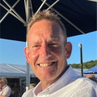 Project Management Employee Tom Woodman's profile photo