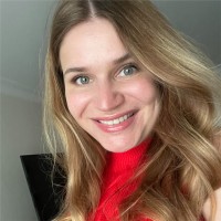 Anna Holland Email & Phone Number