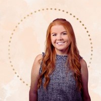 Kelly Collins Email & Phone Number