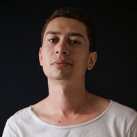 Vitor Hugo Email
