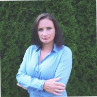 Jana Račková Email