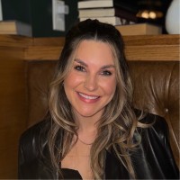 Vacation Innovations Employee Liza Clarkin's profile photo