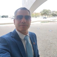 André Vilaça Email