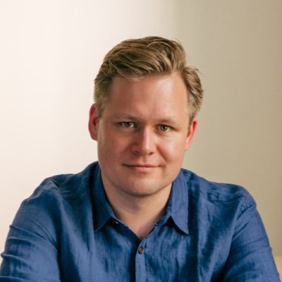 Evelyn Employee Peter Firth's profile photo