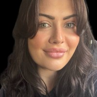 Suzie Claxton Email & Phone Number