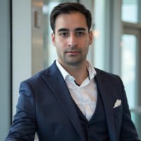 Viktor Nyari Email