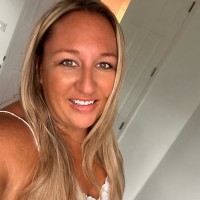 Julie Manganaro Email