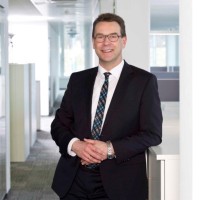 Volker Neumann Email