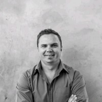 Email e telefono di Pieter Hough