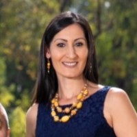 Lizzie Zazueta Email & Phone Number
