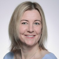 Perla Lund Email