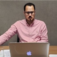 Binary-Options.Trade - Binary Trading Guide Employee Christopher Alex's profile photo