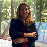 E-mail e número de telefone de Daniela Bettini