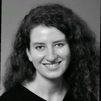 Saskia Lackner Email