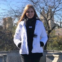 Erin Hunter's profile photo