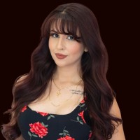 Karina Bravo Email