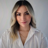 Judith León Email