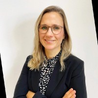 Carolin Hübner Email