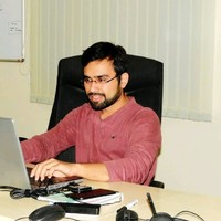 RedBlock Employee Jay Khatri's profile photo