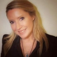 DeepView Employee Vikki Parry's profile photo