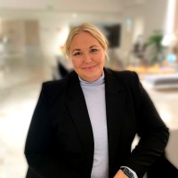 Ulrika Holst Email