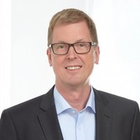 DefSecIntel Solutions Employee Helmut Riske's profile photo