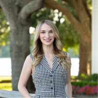 Mackinnon & Partners Employee Sarah Sauter's profile photo