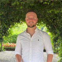 Alexander Caine Email