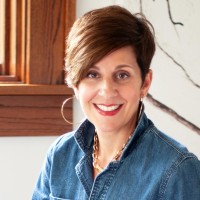 Suzi Riportella Email & Phone Number