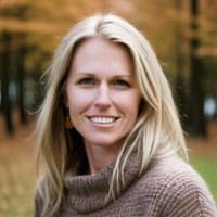 Kirkland Capital Group Employee Laura Henkel's profile photo