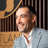 Peter Vila Email & Phone Number