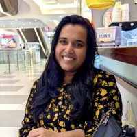 Dinithi Livera Email