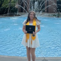 Luxe Golf Bays Employee Brooke Nadeau's profile photo