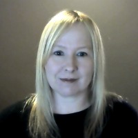 Simplify Holdings International Employee Becky G.'s profile photo