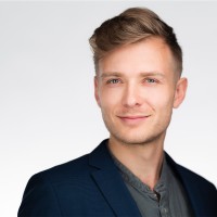 Lukas Schulze-Rohr Email