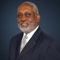 Ross University School of Medicine Employee Lynn Weaver's profile photo