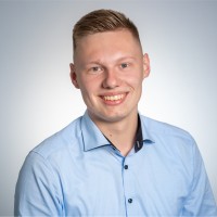 Lucas Gövert Email