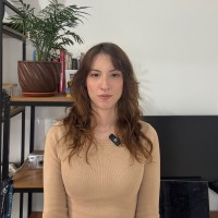 Clarissa Mattos Email