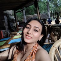 Email e telefono di Sneha Vakta