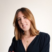 Eva Peyvel Email
