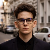 Simon's Burger Employee Balint Magyar's profile photo