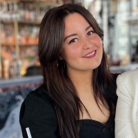 FoundPop Employee Sophie Holmes's profile photo