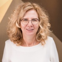 MAP Marketing Research Employee Elena Onbright's profile photo