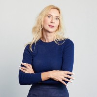 Julia Azfar Email