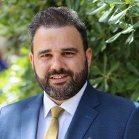 Isidoros Kollias Email