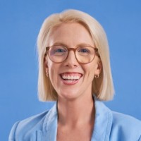 Edda Hamar Email & Phone Number