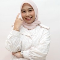HijabChic Employee Fadhilah Ramdani's profile photo